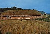 28-05-98 - Populonia - necropole de San Cerbone - tombe etrusque.jpg